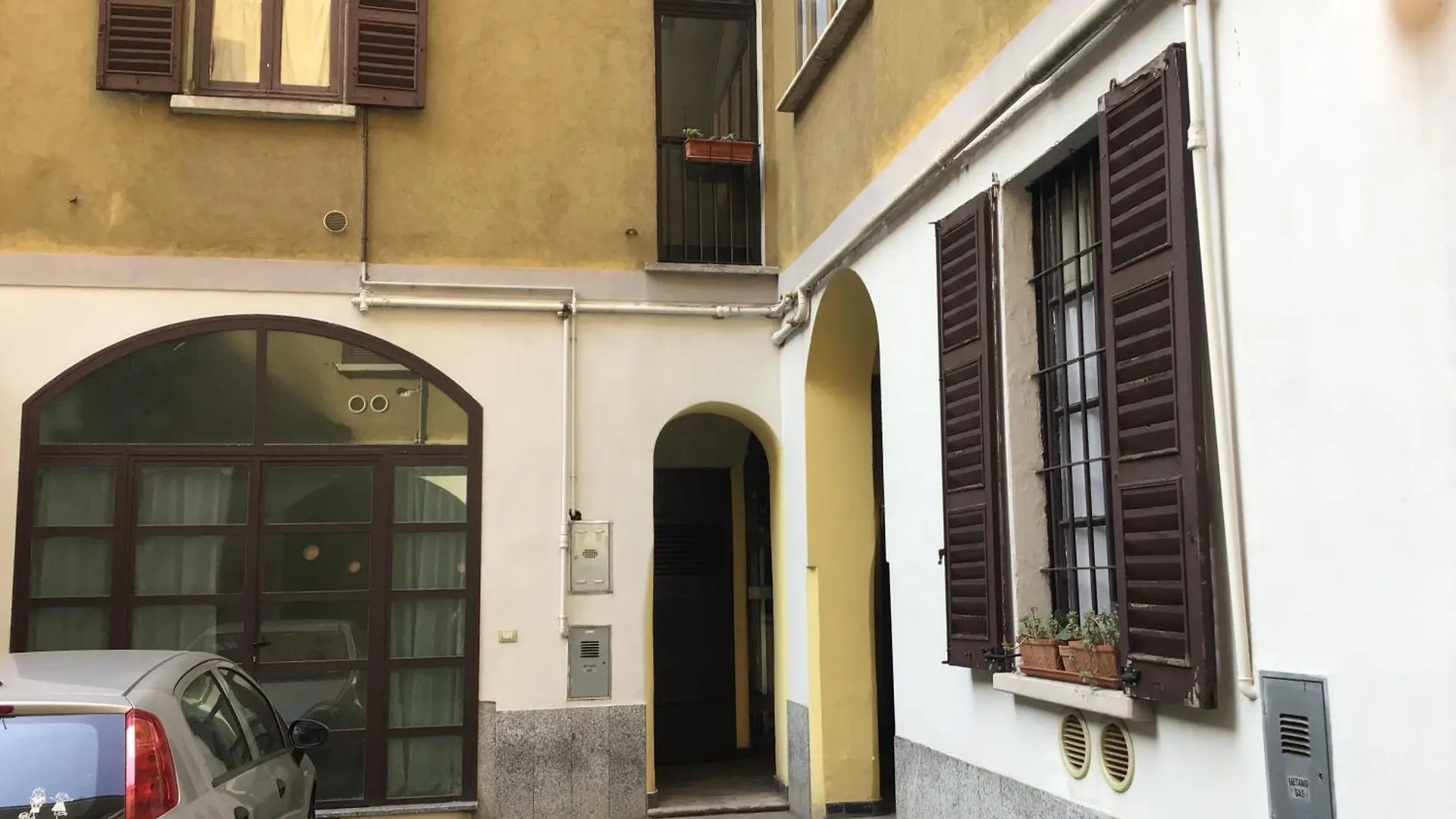 Silent Flat Between Duomo And Navigli Milán Apartmán
